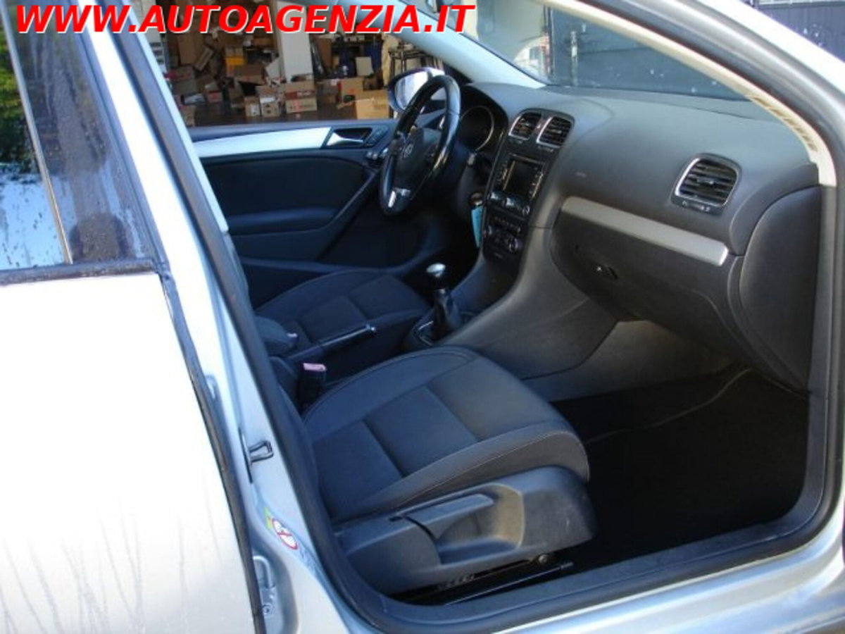Volkswagen Golf 1.6 TDI DPF 5p. Comfortline (13)