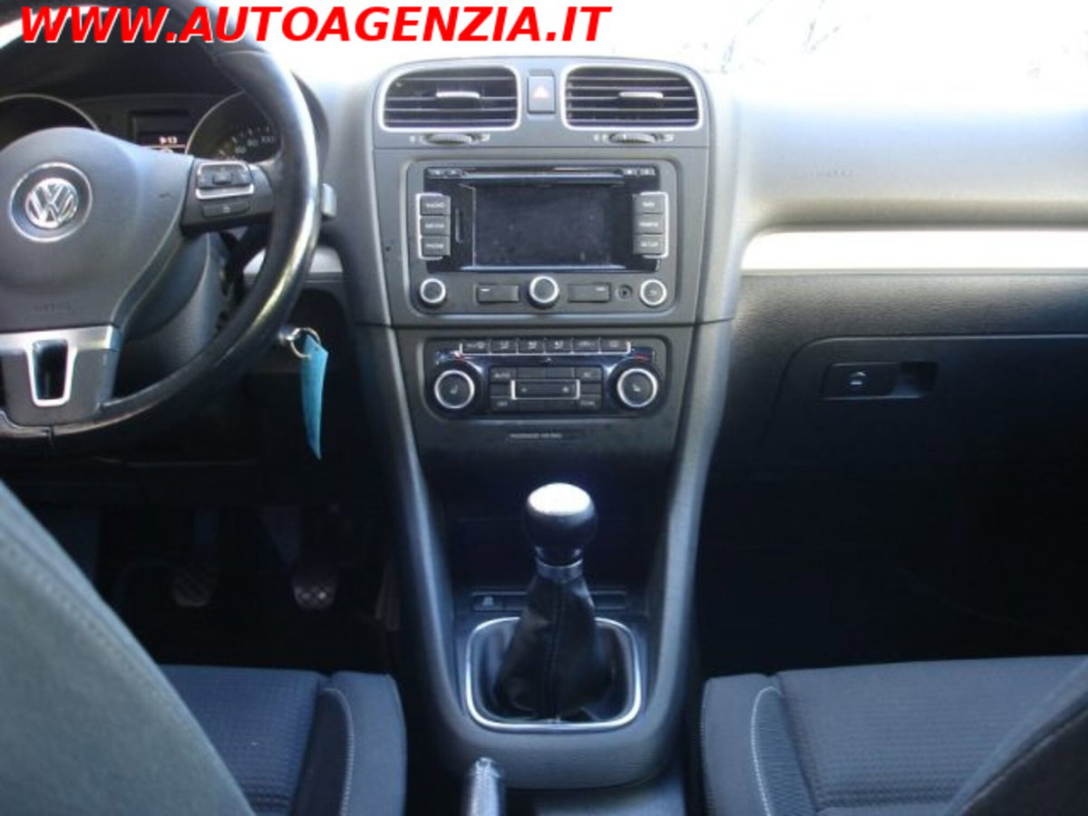 Volkswagen Golf 1.6 TDI DPF 5p. Comfortline (14)