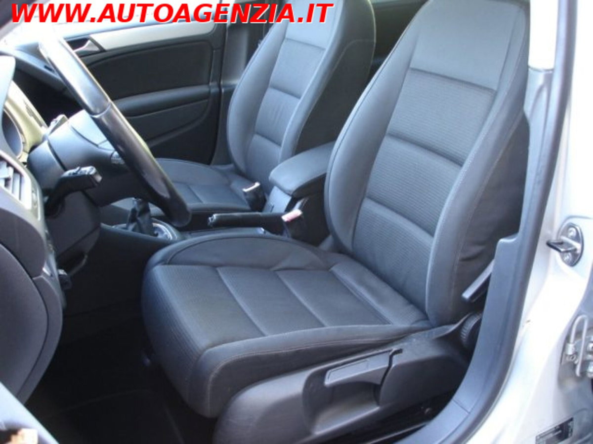 Volkswagen Golf 1.6 TDI DPF 5p. Comfortline (9)
