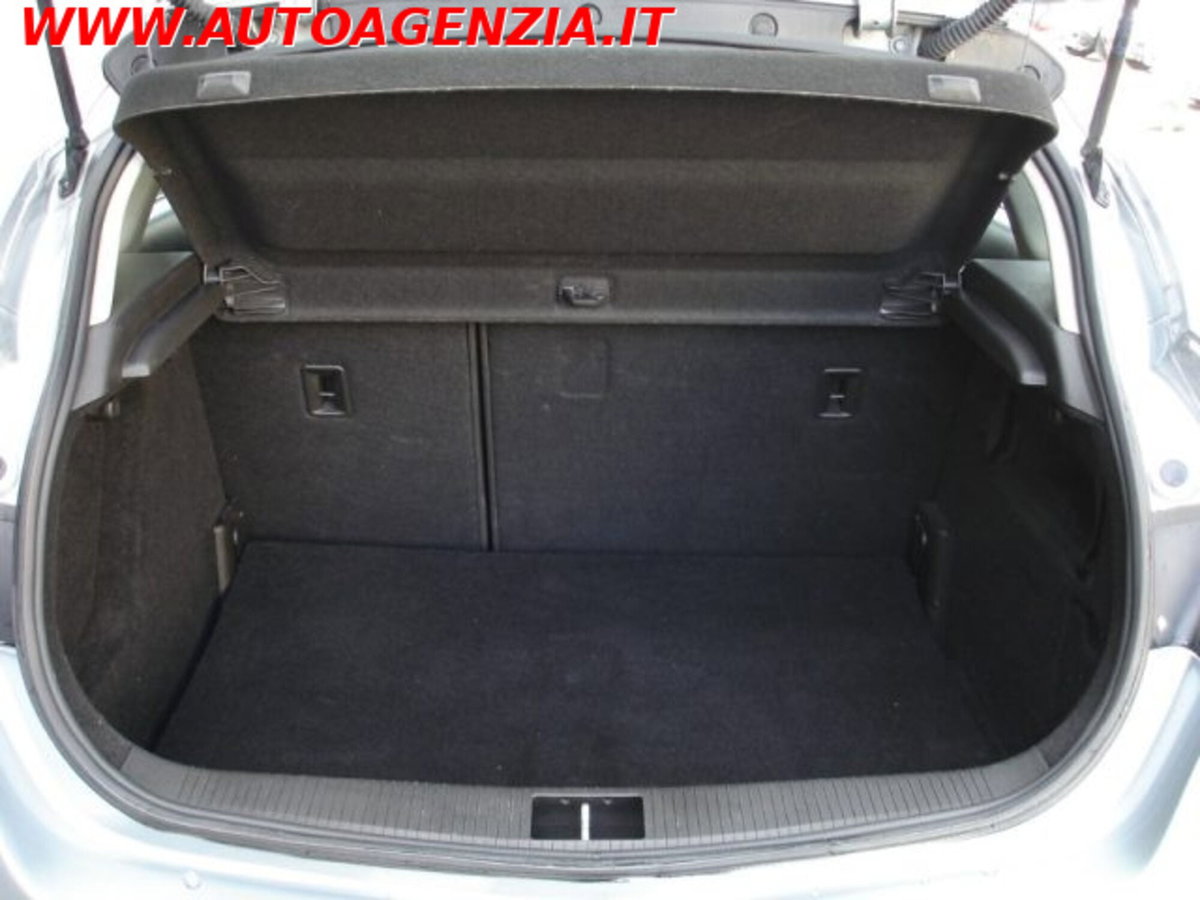 Opel Astra 1.7 CDTI 110CV 5 porte Cosmo (13)
