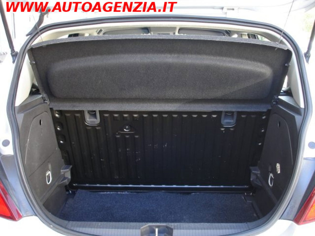 Opel Corsa 1.3 CDTI 75CV 5 porte Club (13)