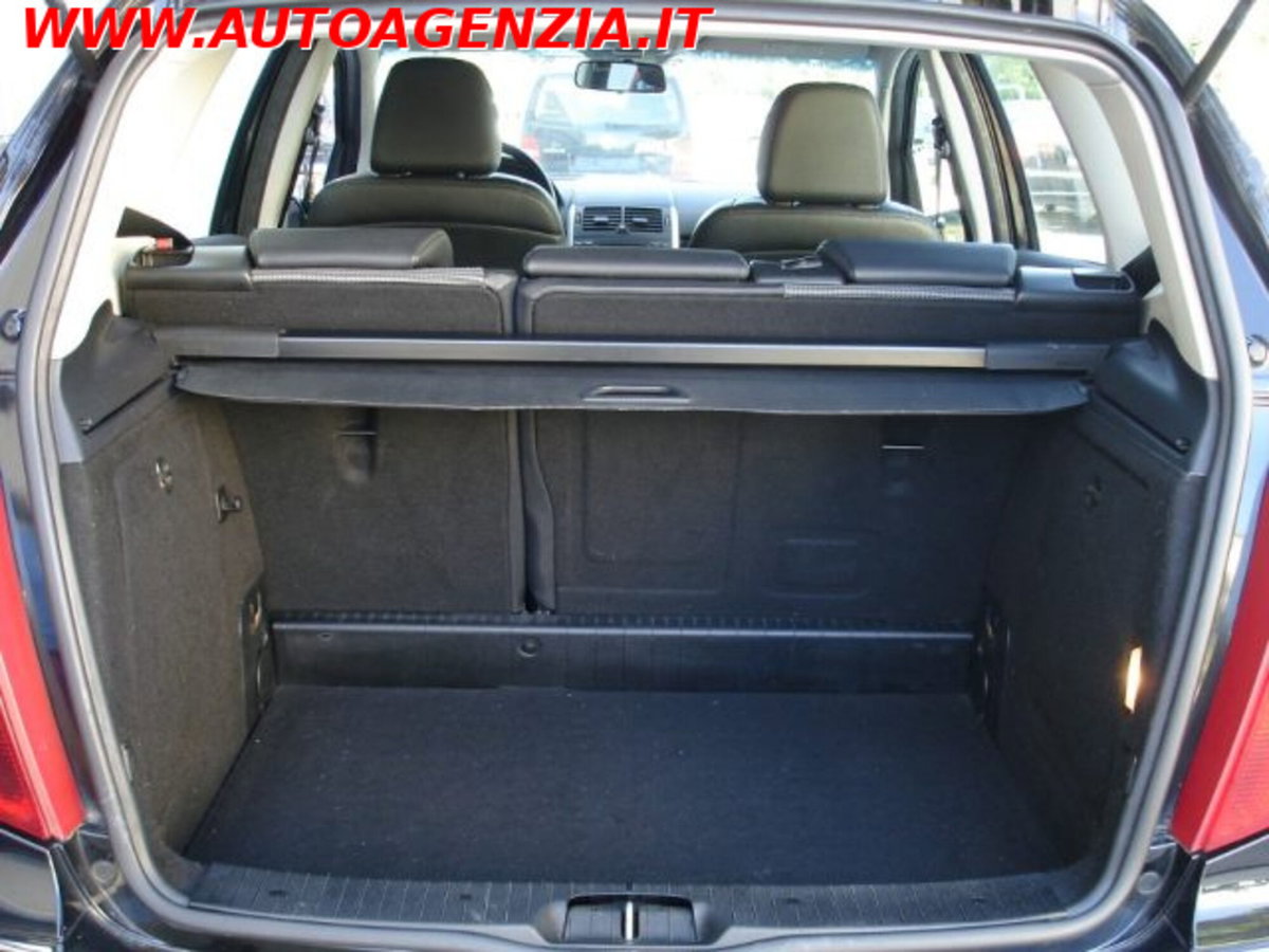Mercedes-Benz Classe A 180 CDI Avantgarde (12)