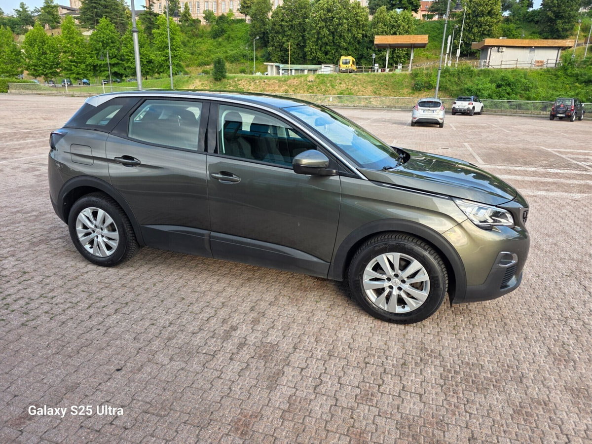 Peugeot 3008 BlueHDi 130 S&S Allure (12)
