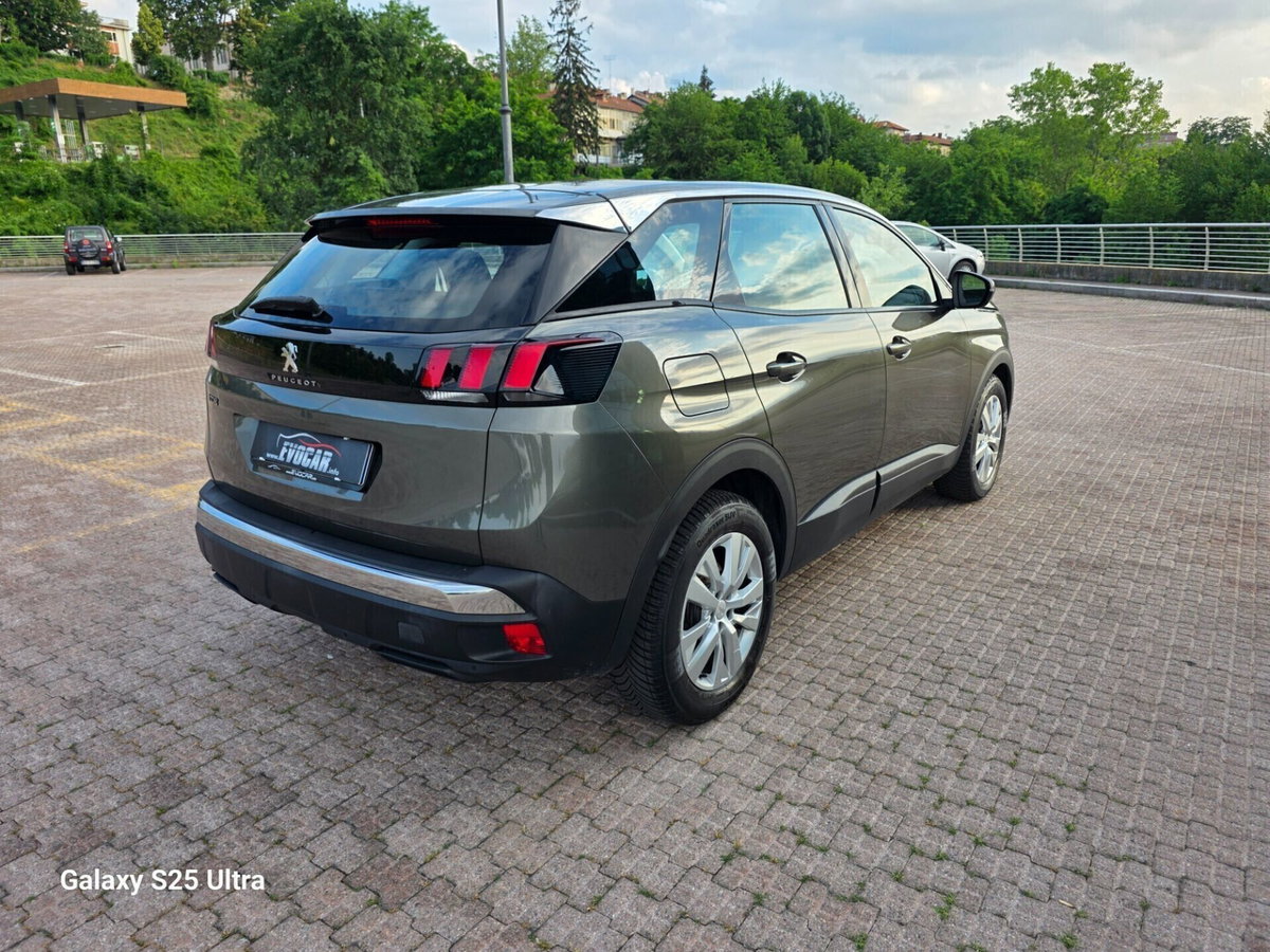 Peugeot 3008 BlueHDi 130 S&S Allure (2)