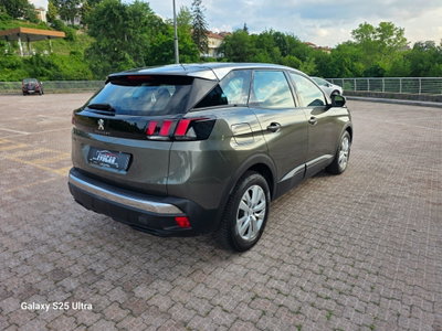 Peugeot 3008 BlueHDi 130 S&S Allure (2)