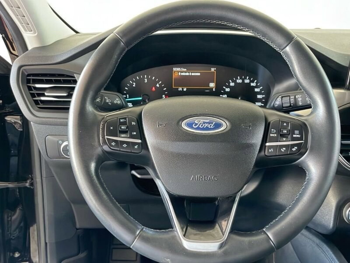 Ford Kuga 1.5 EcoBlue 120 CV 2WD Titanium (17)