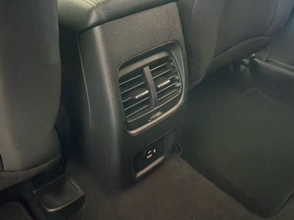 Ford Kuga 1.5 EcoBlue 120 CV 2WD Titanium (20)