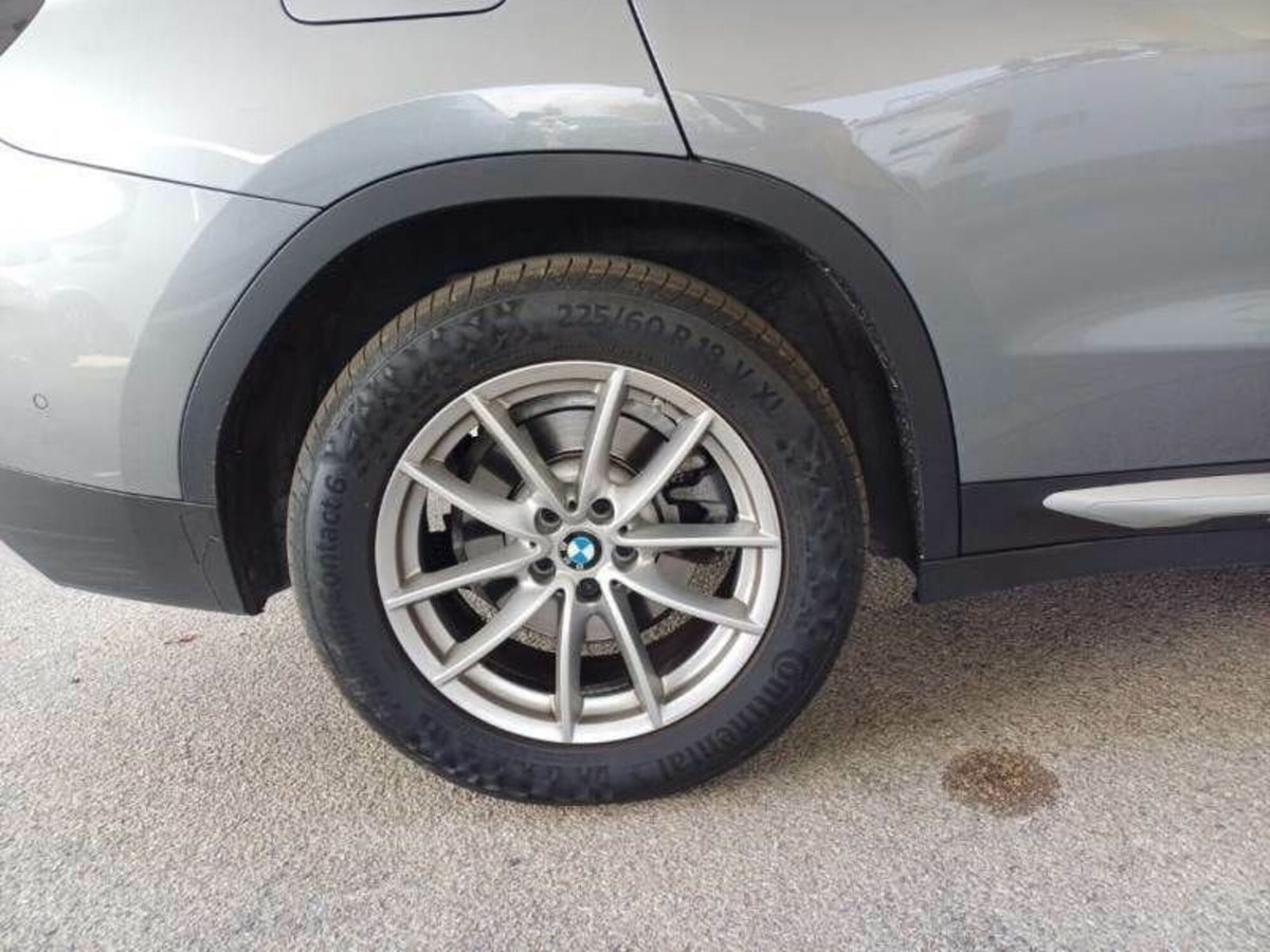 BMW X3 xDrive30d 249CV 48V (13)