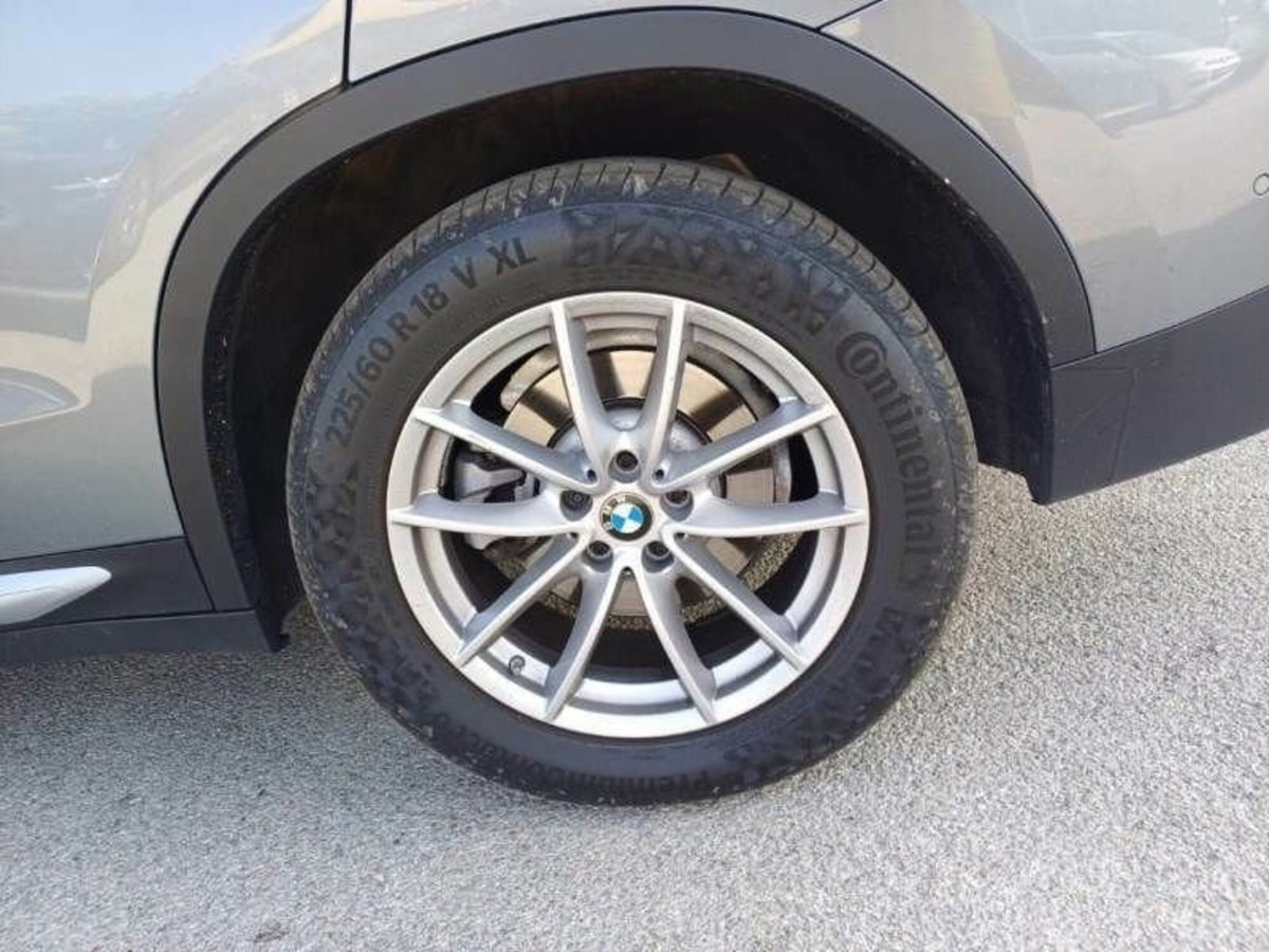BMW X3 xDrive30d 249CV 48V (14)
