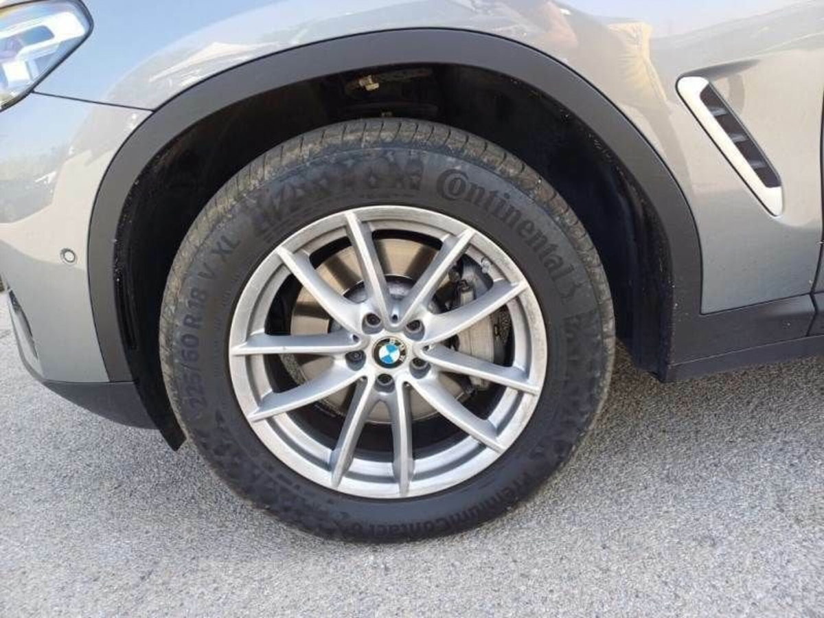 BMW X3 xDrive30d 249CV 48V (15)