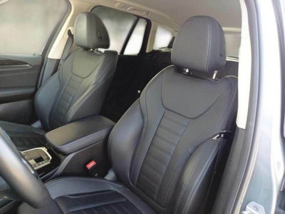 BMW X3 xDrive30d 249CV 48V (9)