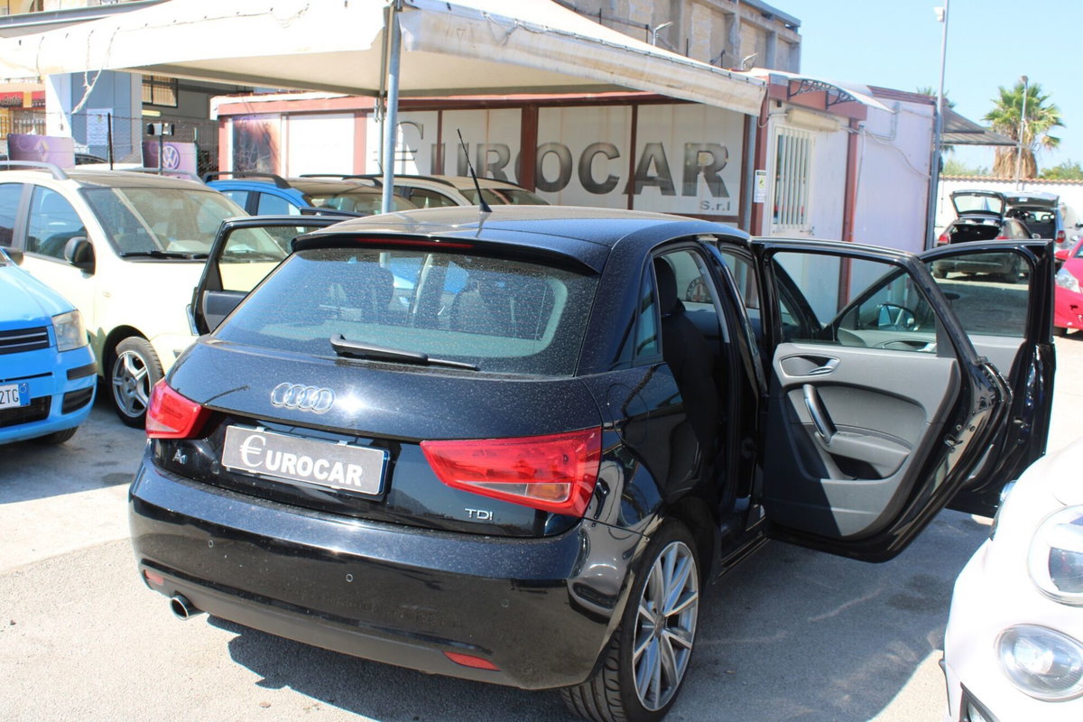 Audi A1 1.6 TDI 105 CV Ambition (15)