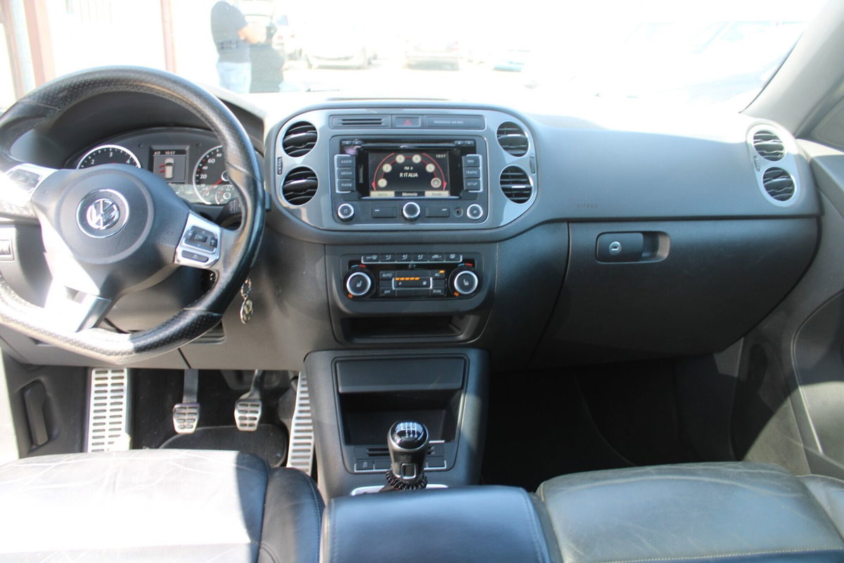 Audi A1 1.6 TDI 105 CV Ambition (5)