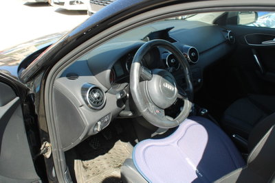 Audi A1 1.6 TDI 105 CV Ambition (8)