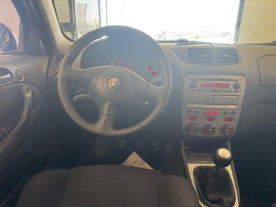 Alfa Romeo 147 1.9 JTD (120) 5 porte Exclusive (15)