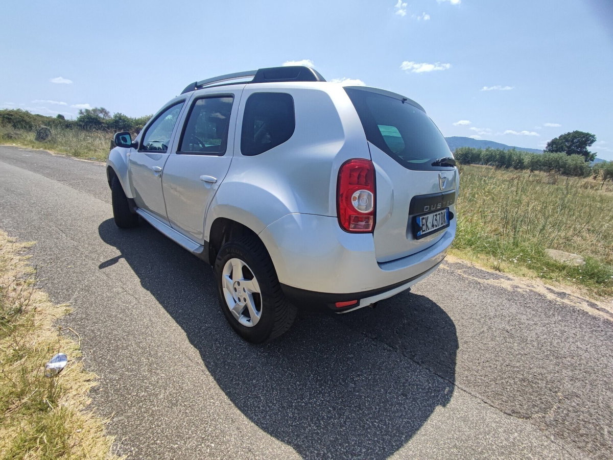 Dacia Duster 1.5 dCi 110CV 4x2 Lauréate (8)