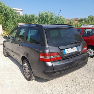 Fiat Stilo Station Wagon 1.9 JTD Multi Wagon Active (4)