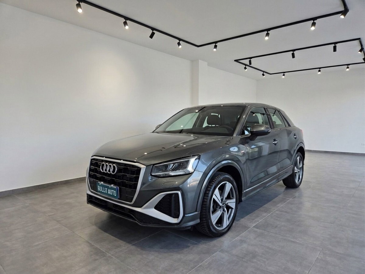 Audi Q2 Q2 30 TDI S tronic Identity Black
