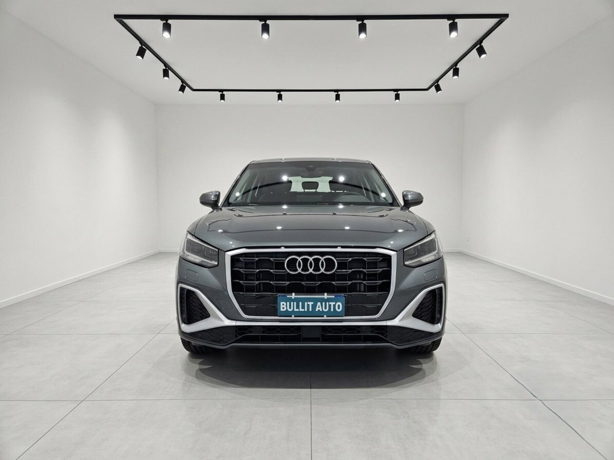 Audi Q2 Q2 30 TDI S tronic Identity Black (2)