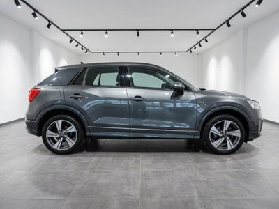 Audi Q2 Q2 30 TDI S tronic Identity Black (4)