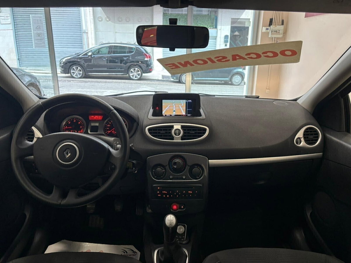Renault Clio 1.5 dCi 75CV 5 porte Dynamique (11)