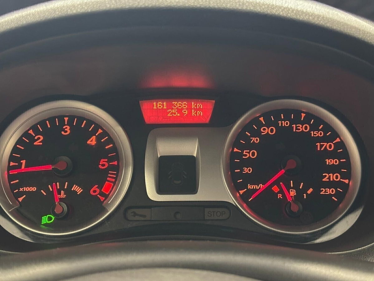 Renault Clio 1.5 dCi 75CV 5 porte Dynamique (18)