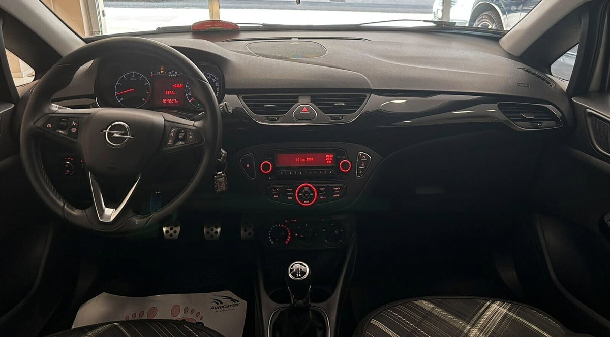 Opel Corsa Coupé 1.4 90CV GPL Tech n-Joy (17)