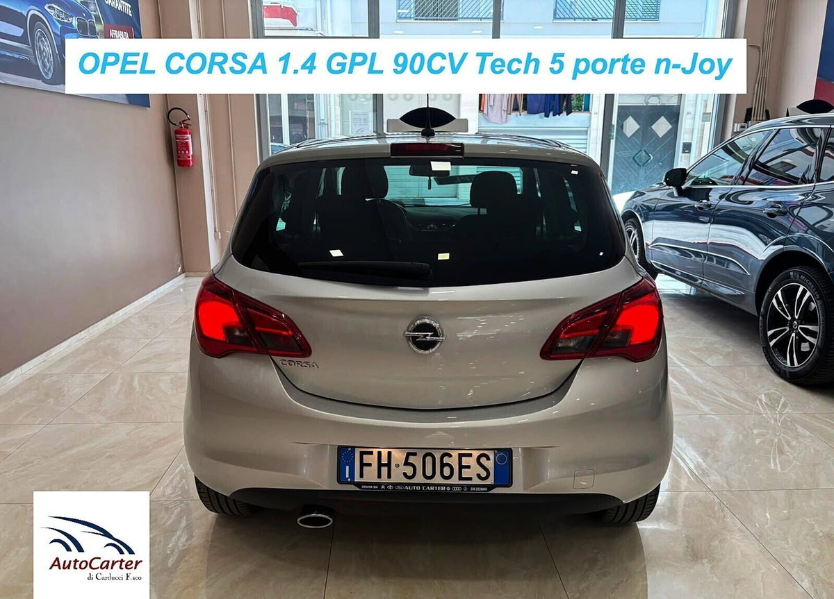 Opel Corsa Coupé 1.4 90CV GPL Tech n-Joy (5)