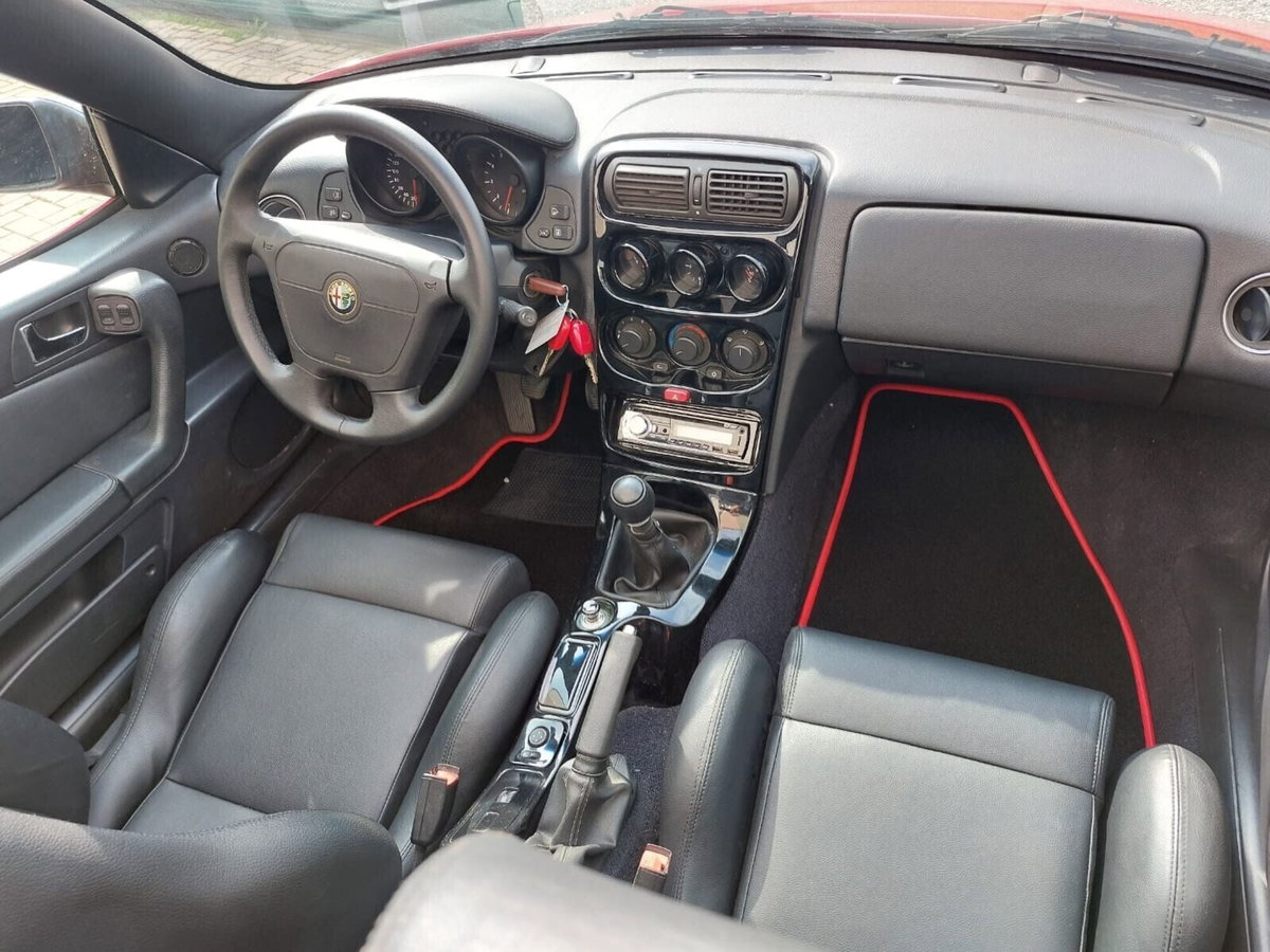 Alfa Romeo Gtv 3.0i V6 24V cat (12)