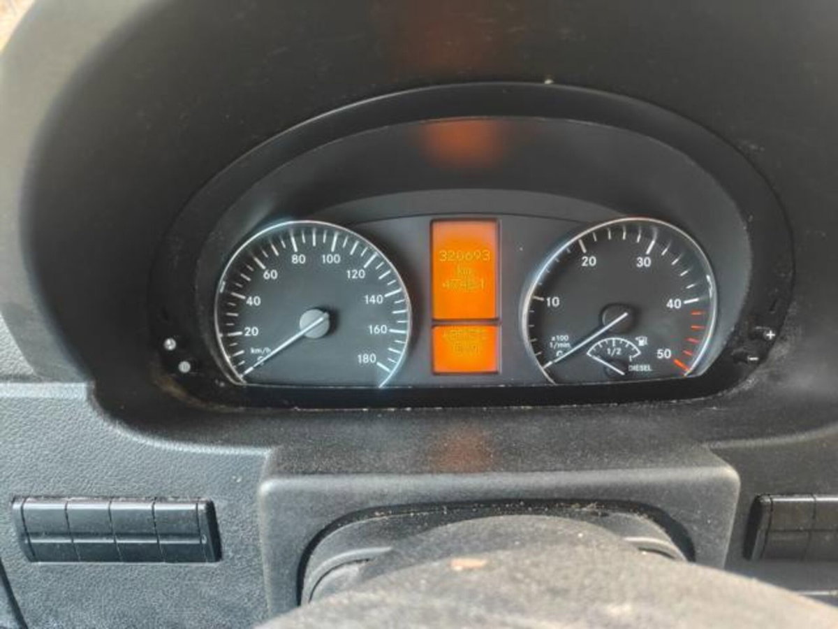 Mercedes-Benz Sprinter F32/35 316 CDI RWD TN Furgone (13)