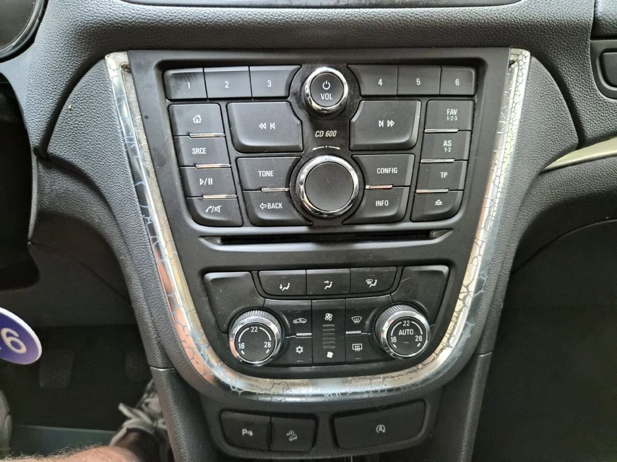 Opel Mokka 1.4 Turbo Ecotec 140CV 4x4 Start&Stop Cosmo b-Color (18)