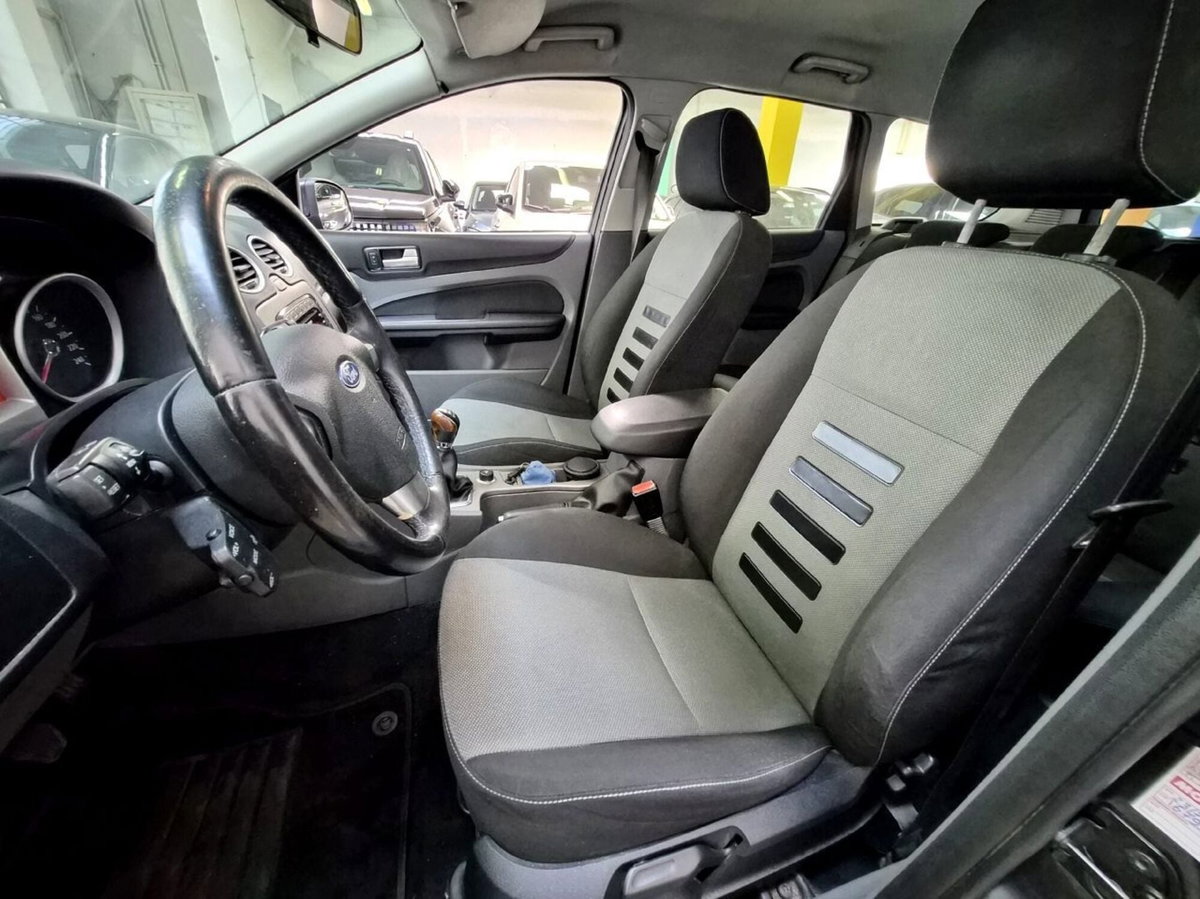 Ford Focus Station Wagon 1.6 (115CV) SW Bz.- GPL Titanium (12)