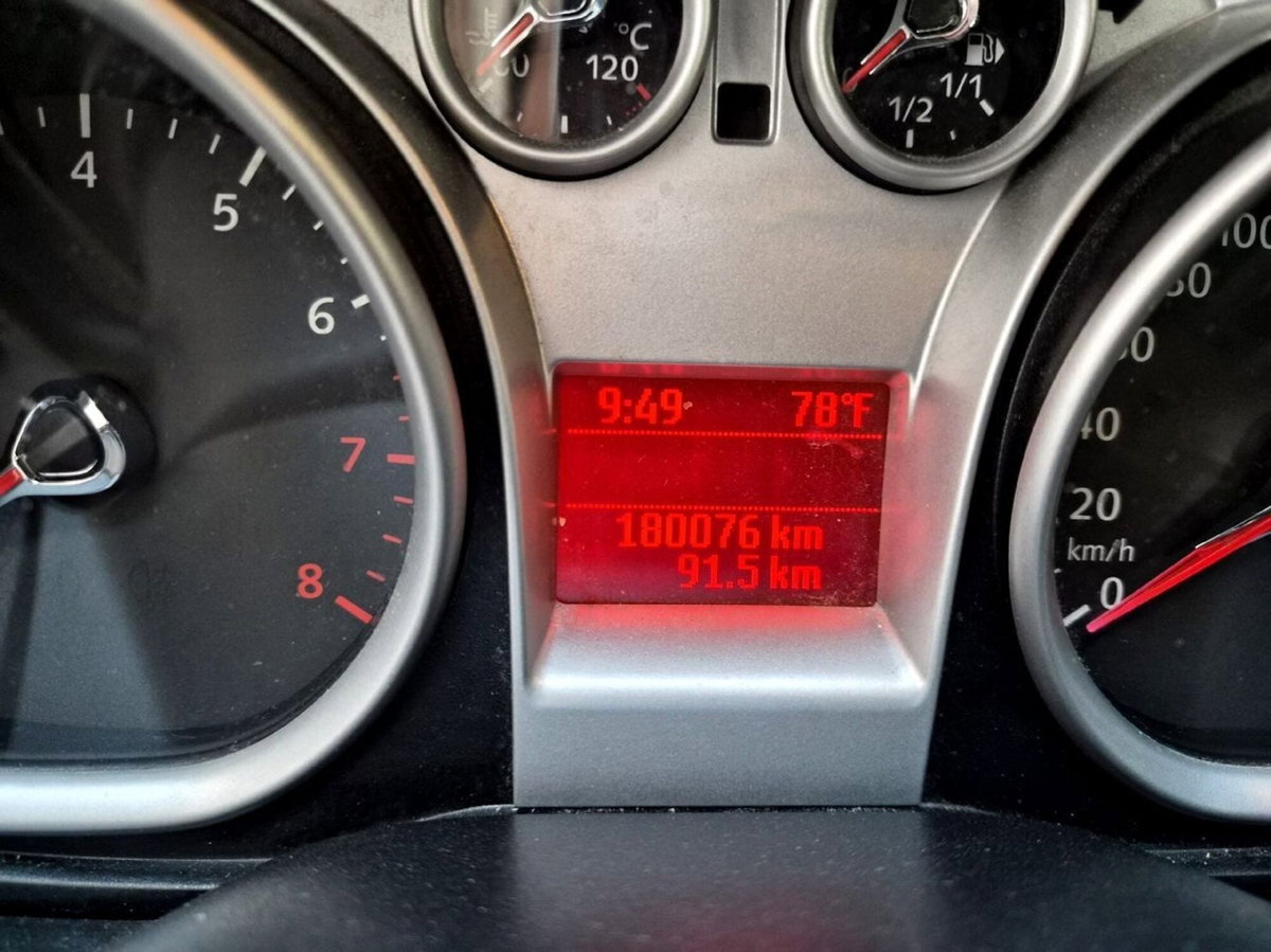 Ford Focus Station Wagon 1.6 (115CV) SW Bz.- GPL Titanium (14)