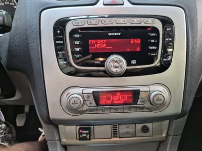 Ford Focus Station Wagon 1.6 (115CV) SW Bz.- GPL Titanium (15)