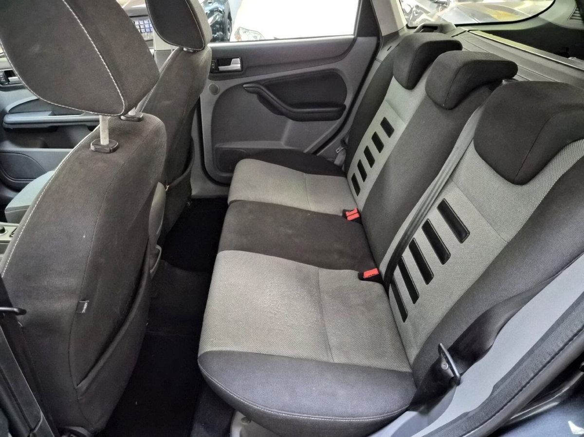 Ford Focus Station Wagon 1.6 (115CV) SW Bz.- GPL Titanium (19)