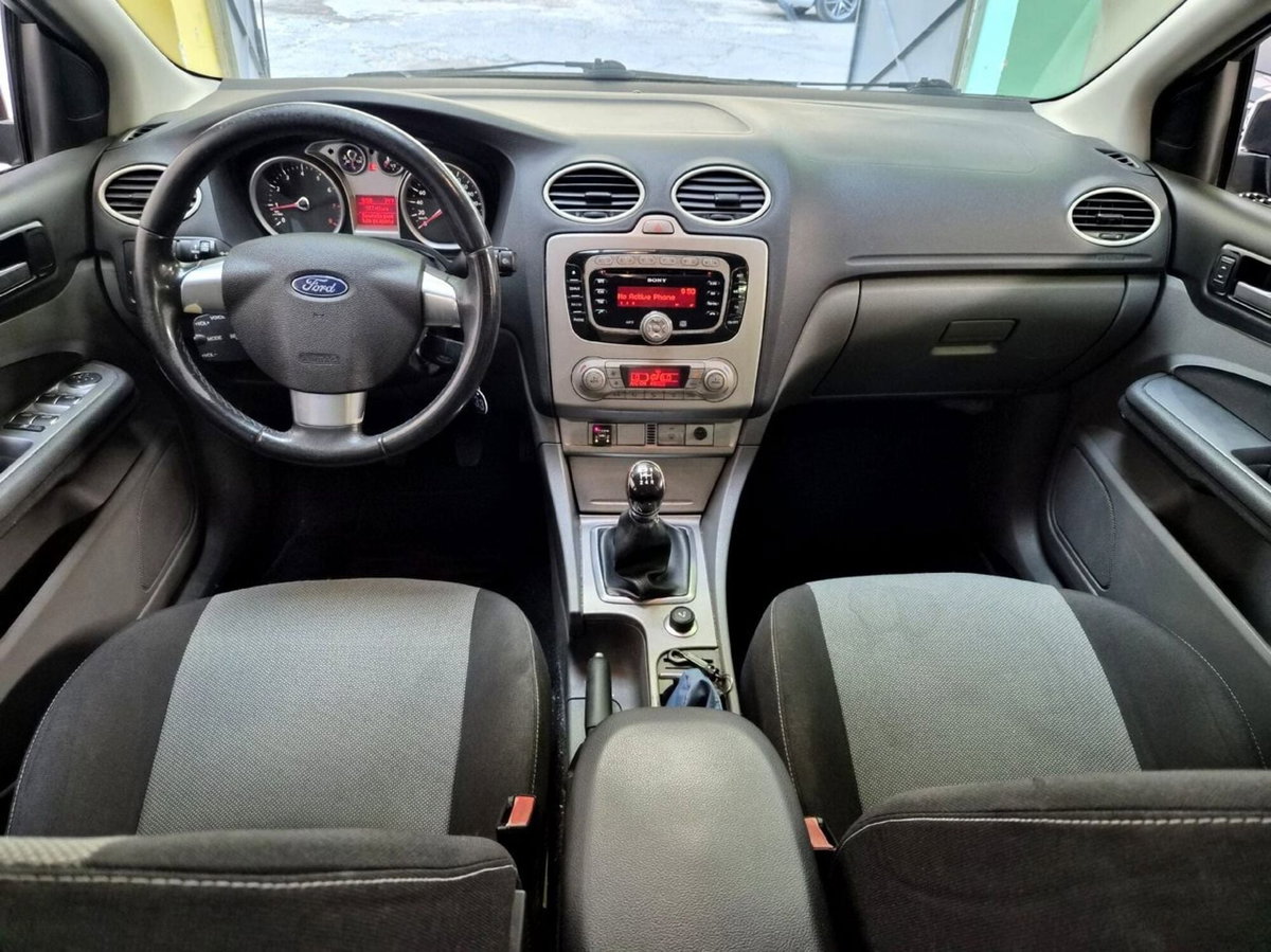 Ford Focus Station Wagon 1.6 (115CV) SW Bz.- GPL Titanium (20)