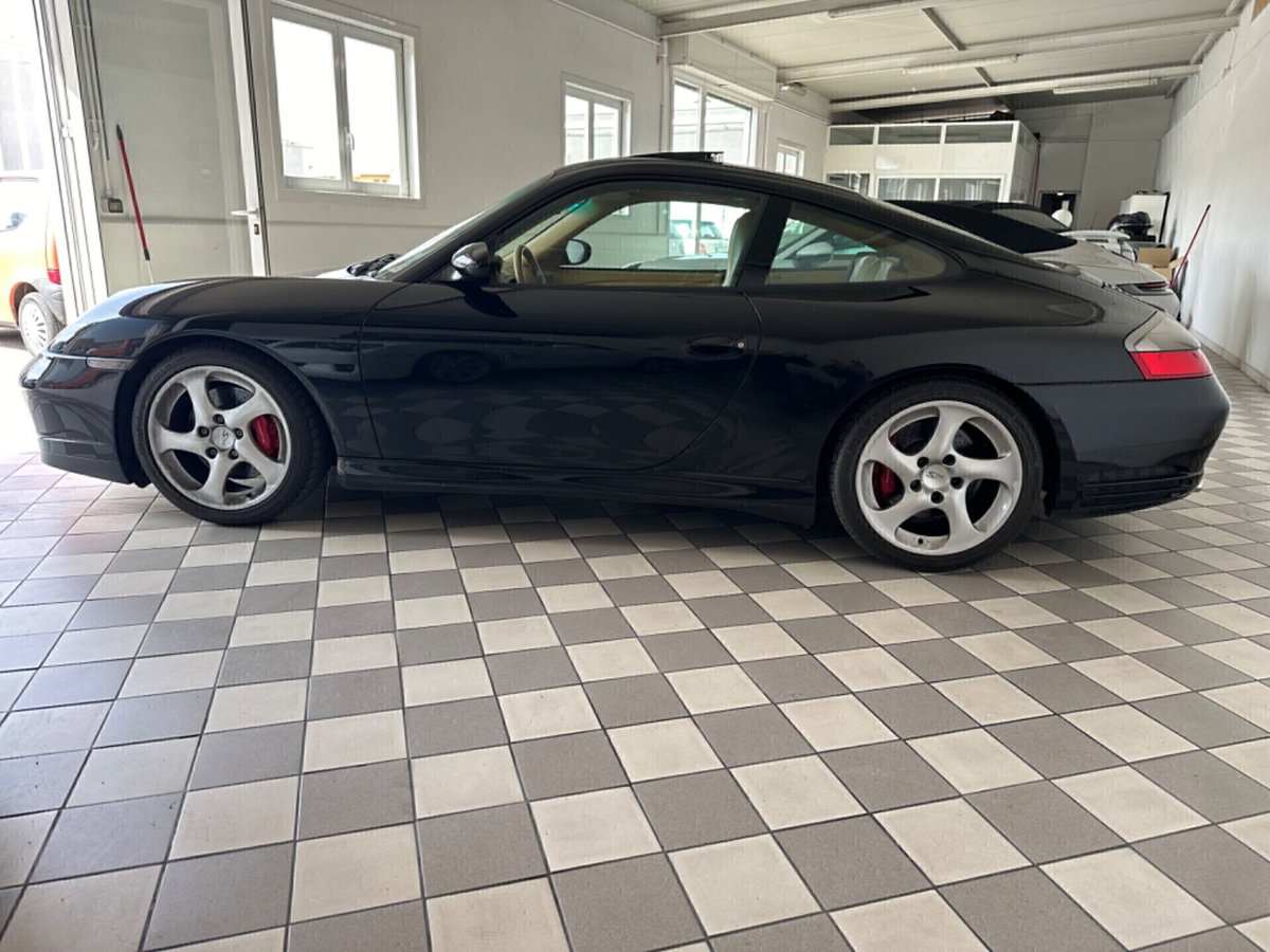 Porsche 911 Coupé Carrera 4S cat (3)