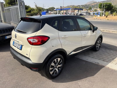 Renault Captur dCi 8V 90 CV Start&Stop Energy Iconic (5)