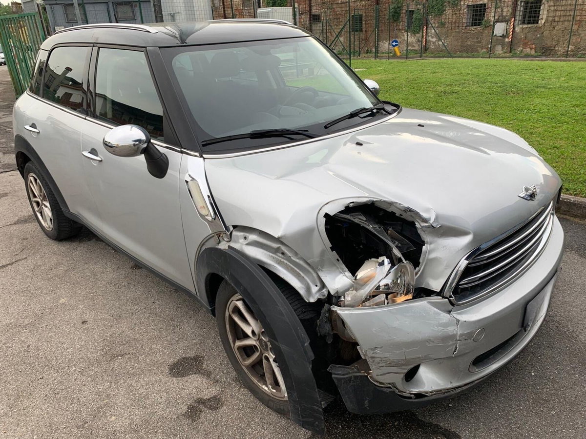 MINI Mini Countryman 2.0 Cooper D Countryman Automatica (4)