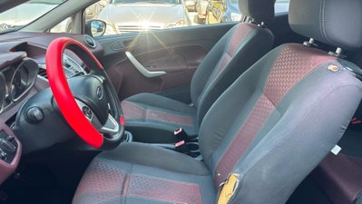 Ford Fiesta 1.2 82CV 3 porte (17)