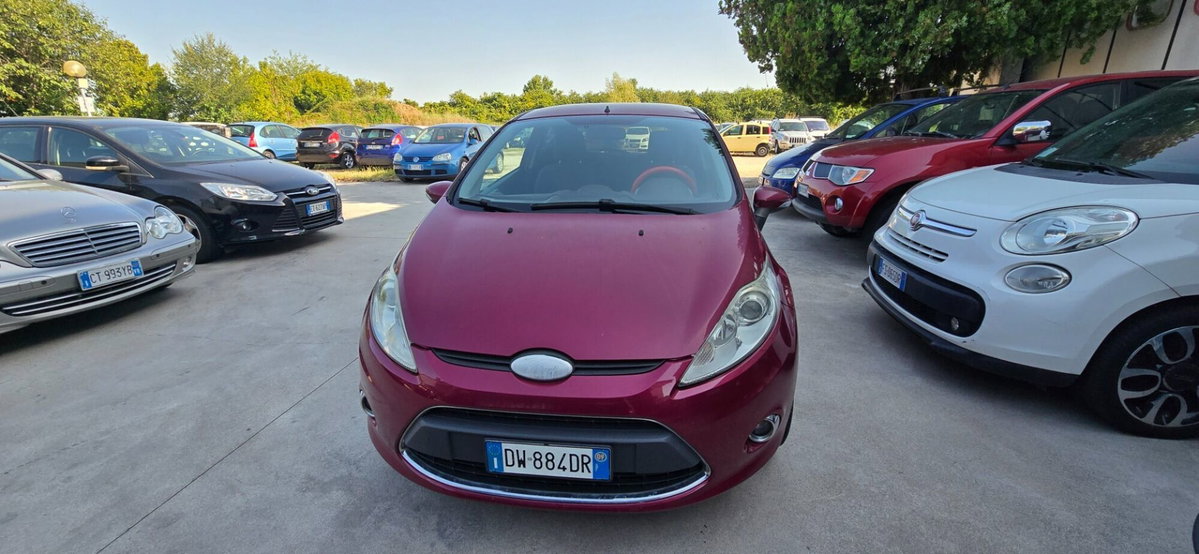 Ford Fiesta 1.2 82CV 3 porte (19)