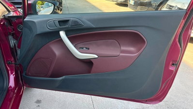 Ford Fiesta 1.2 82CV 3 porte (9)