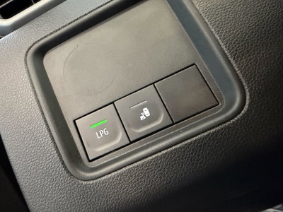Dacia Duster 1.0 Eco-G Journey 100cv (17)
