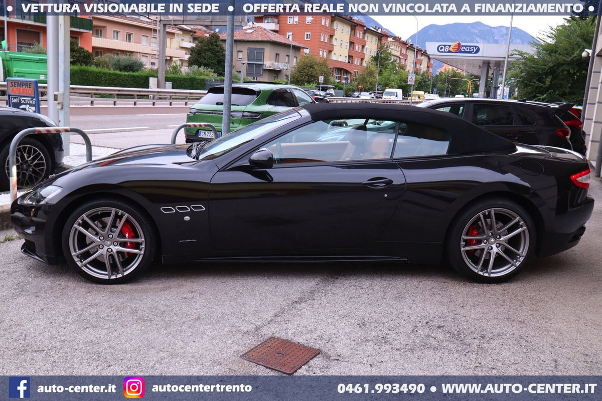 Maserati Grancabrio 4.7 V8 Sport (8)