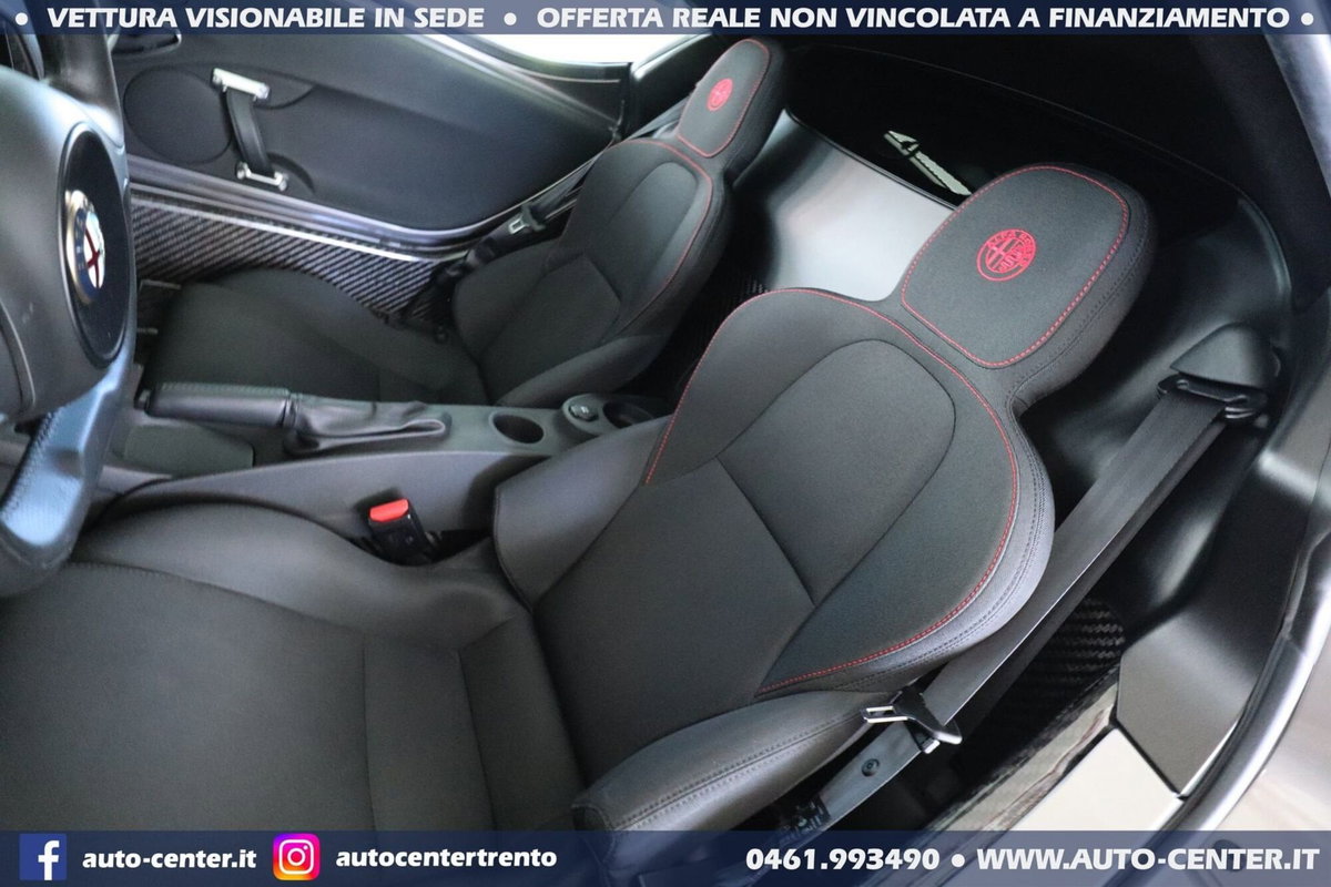 Alfa Romeo 4C Coupé 4C 1750 TBi (11)