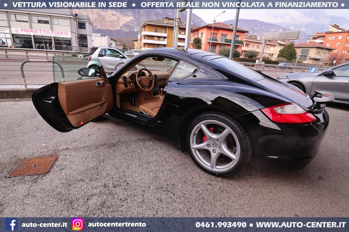 Porsche Cayman 3.4 S (10)