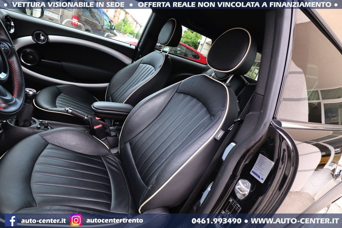 MINI Mini 1.6 16V John Cooper Works (11)