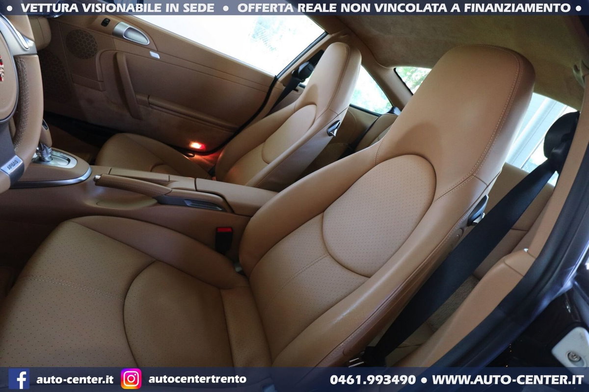 Porsche 911 Coupé Carrera 4S (8)