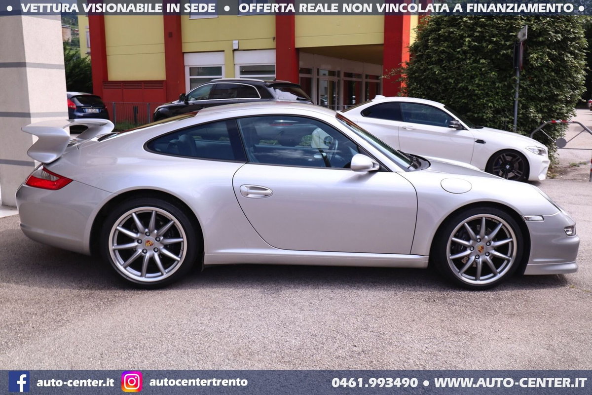 Porsche 911 Coupé Carrera 4 (5)