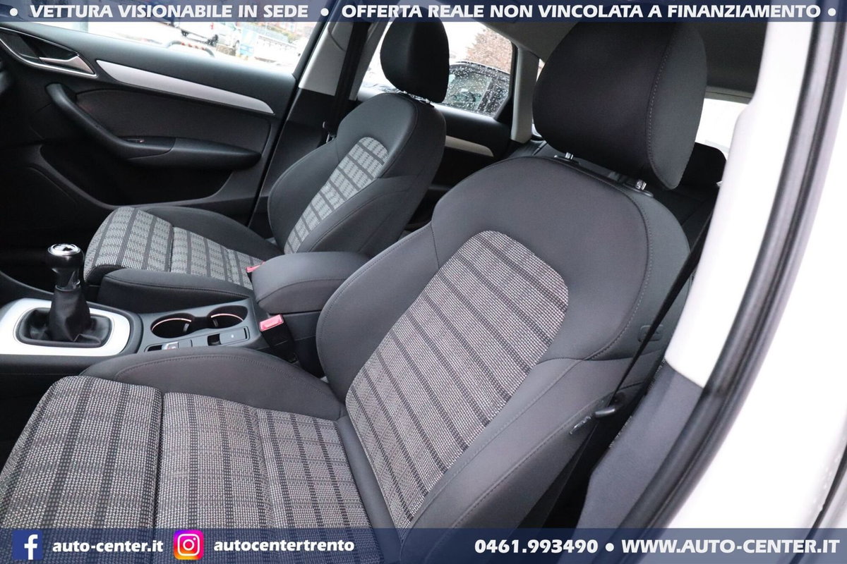 Audi Q3 2.0 TDI 150 CV quattro Sport (11)